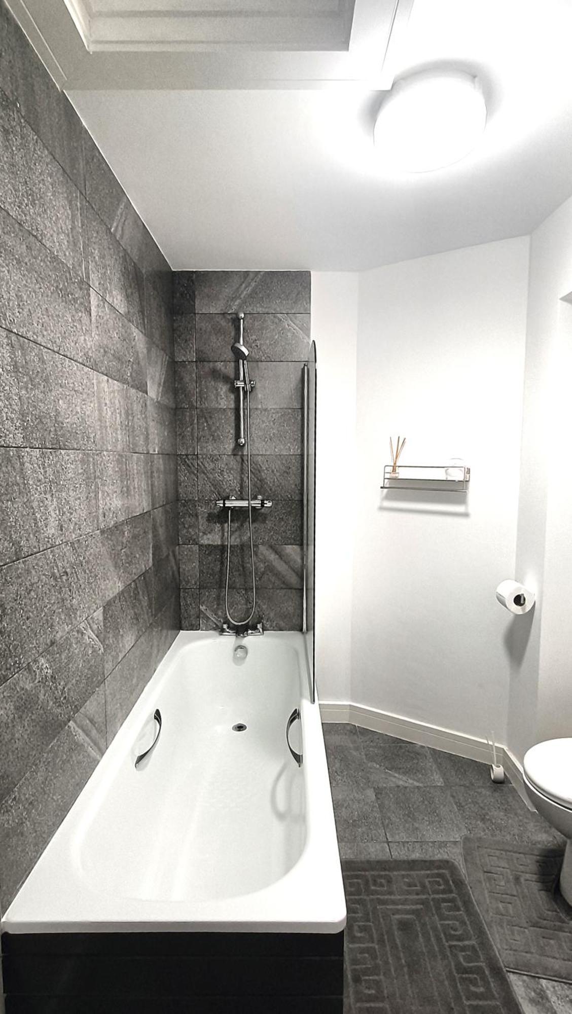 Ideal For Groups - Modern 2 Bedroom Apartment - Free Parking, Transit Links, Close To Stadiums Манчестер Экстерьер фото